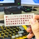 Червоні літери Міні наліпки на клавіатуру на прозорій плівці матові вирізані по контуру 4 мм жирний шрифт - изображение 2