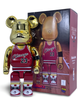 Статуэтка Bearbrick x Michael Jordan 1985 x Rookie Jersey Gold Chrome 400% 28 см Medicom Toy НБА Баскетболист - изображение 1