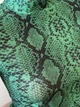 Женская топ кофточка со змеиным принтом гольф водолазка Honey Fashion Accessories M/L зеленый (10-123) - изображение 6