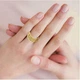 Обручку DIAMOND of LOVE "Долина мрій: Магія погляду" жіноче в жовтому золоті, 17р - зображення 2