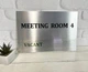 Табличка "Meeting room Vacant/Occupied" з повзунком на двері метал срібло 20 х 29 см - изображение 1