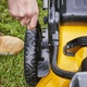 Газонокосилка аккумуляторная DeWALT без АКБ и ЗУ DCMW564N - изображение 3