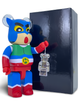 Статуетка Bearbrick x Vernon Kraus 400% 28 см Medicom Toy Маска провосудія - зображення 5
