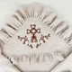 Крыжма с вышивкой из муслина Family Tradition унисекс 100х100 см светло-бежевый Карамелька - изображение 2