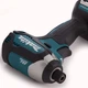 Акумуляторний ударний гвинтокрут Makita DTD153RFE LXT (18В, 170Нм, 1/4 ") + 2 АКБ BL1830 і зарядний пристрій DC18RC (4266) - зображення 3