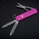 Складной нож-брелок VICTORINOX Classic Alox Flamingo Party 5 функций 4 см, нержавеющая сталь X50CrMoV15 - изображение 1