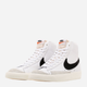 Sneakersy męskie skórzane Nike Blazer Mid '77 Vintage BQ6806-100 42.5 Białe (192499280268) - obraz 2