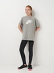 Детская футболка для девочки Nike G Nsw Tee Futura Ss Boy FD0928-063 122-128 см (XS) Серая (0196604924924) - изображение 3