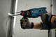 Набор Перфоратор сетевой Bosch Professional GBH 220, 720 Вт, 2дж, 4800 уд.мин, чемодан (06112A6020) + Лазерный дальномер Bosch Professional GLM 50-22 с чехлом и батарейками (0601072S00) - изображение 16