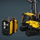 Конструктор LEGO Technic Грузовик Volvo FMX и Электрический экскаватор EC230 2274 детали (42175) - изображение 8