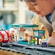 Конструктор LEGO City Трамвай і вокзал у центрі міста 811 деталей (60423) - зображення 6