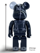 Статуетка Bearbrick x BAPE x Neighborhood 400% 28 см Акула Medicom Toy в костюмі. - зображення 9