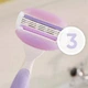 Станок с 1 сменной кассетой Gillette Venus ComfortGlide Aloe & Freesia scent (4987176179272) - изображение 4
