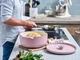 Каструля с крышкой KitchenAid СС007431-001 26 см 5.2 л сухая роза - изображение 5