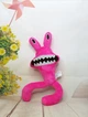 М'яка іграшка рожевий друг rainbow friends pink райдужні друзі роблокс 29 см - зображення 1
