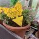 Двусторонние липкие ловушки в вазоны цветов от насекомых "Бабочка" 10 шт - изображение 1