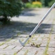 Сапка для прибирання трави між плиткою та бруківкою полегшена Fiskars White (1019604) - зображення 2