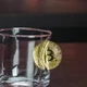 Камни для виски деревянная коробка + Пара стаканов для виски с биткоином, uwest - изображение 6