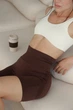 Спортивные женские удлиненные шорты Hot с двойным пуш-ап эффектом и утяжкой для фитнеса, йоги XS-S Коричневые (MS10000HS) - изображение 6