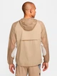 Спортивная ветровка мужская Nike M Nk Trail Aireez Jkt FN4002-247 S Бежевая (197598600177) - изображение 2