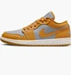 Кросівки Air Jordan 1 Low Orange/Grey DC0774-040 39 - зображення 1