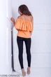 Женская блузка с широкой баской и обнаженными плечами Подіум 12096-ORANGE XXL Оранжевый - изображение 4