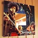 Декоративное зеркало "Джими Хендрикс. Jimi Hendrix" подарок для фанатов, рок-музыка, украшение в бар, клуб, спальню - изображение 1