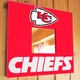 Зеркало "Kansas City Chiefs" американский футбол NFL команды, для фанатов НФЛ, подарок для спальни, спорт клуба, бара - изображение 1