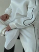 Дитячий спортивний костюм oversize (світшот + штани) для дівчинки NaDity Urban 116-122 молочний - зображення 6
