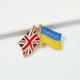 Подвійний значок-пін з прапорами України та Великобританії 40 х 27 мм (00029) - зображення 1