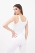 Майка женская бесшовная на широких бретелях Giulia TANK L/XL White-white, легкая, дышащая, удобная для фитнеса и повседневной носки - изображение 3