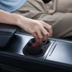 Підсклянник в автомобілі Tesla Model 3 та Model Y Baseus T-Space Series Cup Holder. Black - зображення 9