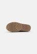 Женские угги UGG Classic Ultra Mini Platform Chestnut Коричневый 39 1135092 - изображение 5
