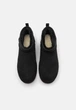 Женские угги UGG Classic Ultra Mini Black Черный 36 1116109 - изображение 3
