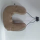 Массажная подушка для шеи с USB зарядкой, вибромассажная дорожная подушка, тревел подушка-массажер U-Shaped Massage Pillow, коричневая - изображение 5
