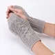 Митенки вязаные светло-серые One Size - изображение 1