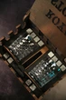 Камені для віскі Royal Stones дерев'яний набір Фортеця + 2 келихи Bohemia Diamond 230 мл 12 шт каменів + мішечок + 2 підставки + щипці + сертифікат - зображення 1