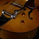 Полуакустическая гитара Godin 5th Avenue Jumbo P-Rail Harvest Gold - изображение 11