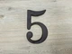 Цифра "5" номер для будинку, фасаду та дверей, пластикова (Темно-коричнева) - изображение 1