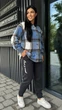 Спортивный прогулочный костюм теплый свободного кроя рубашка в клетку с капюшоном батал 56-58 графит с голубым LL 1853 - изображение 4