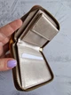 Гаманець Guess Izzy Small Zip Around Wallet лого - зображення 2