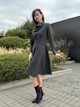 Трикотажное платье с воротником хомут Cat Orange 5802 Серо-черное 52 - изображение 1