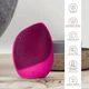 Электронная ультразвуковая щетка для лица GESKE Sonic Facial Brush 5в1 magenta - изображение 6