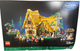 Zestaw klockow Lego Disney Chatka Krolewny Sniezki i siedmiu krasnoludkow 2228 elementow (43242) (955555906846538) - Outlet - obraz 4