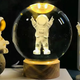 Декоративний 3D нічник кришталева куля Астронавт з LED підсвічуванням - зображення 1