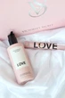 Подарочный набор Victoria's Secret Роликовый парфюм Love 7 мл + парфюмированный лосьон Love 250 мл - изображение 3