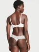 Мережевні трусики стрінги Victoria's Secret Lace Thong Panty M Білі (26645486) - изображение 2