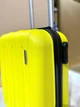 Чемодан для WizzAir ручная кладь 40x30x20 желтый - изображение 2