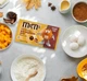 Шоколадні драже M&M'S Halloween Pumpkin Pie Milk Chocolate Candy 70г - зображення 4