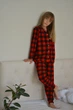 Теплая детская пижама (рубашка + штаны) Микрофлис Family look SNS 116-122 красная клетка 2510519 - изображение 4